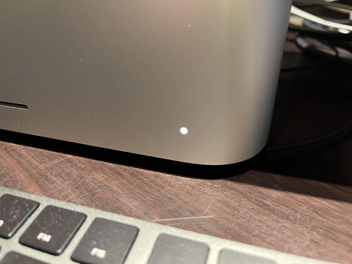 TakaC_Schumann's tweet image. 起動音「ジャーン！」#Apple #MacStudio