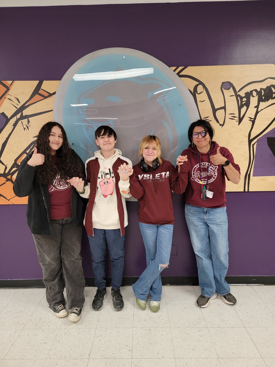 library_yhs's tweet image. Congratulations to our Literary Criticism,  Editorial, and Headlines teams for your awesome performance at UIL.  Get ready regional because Lit. Crit. is coming your way. #YsletaMentality 🏹 @AmeliaGarcia__ @YsletaHS @MrsAmadorRoxy @eromero915