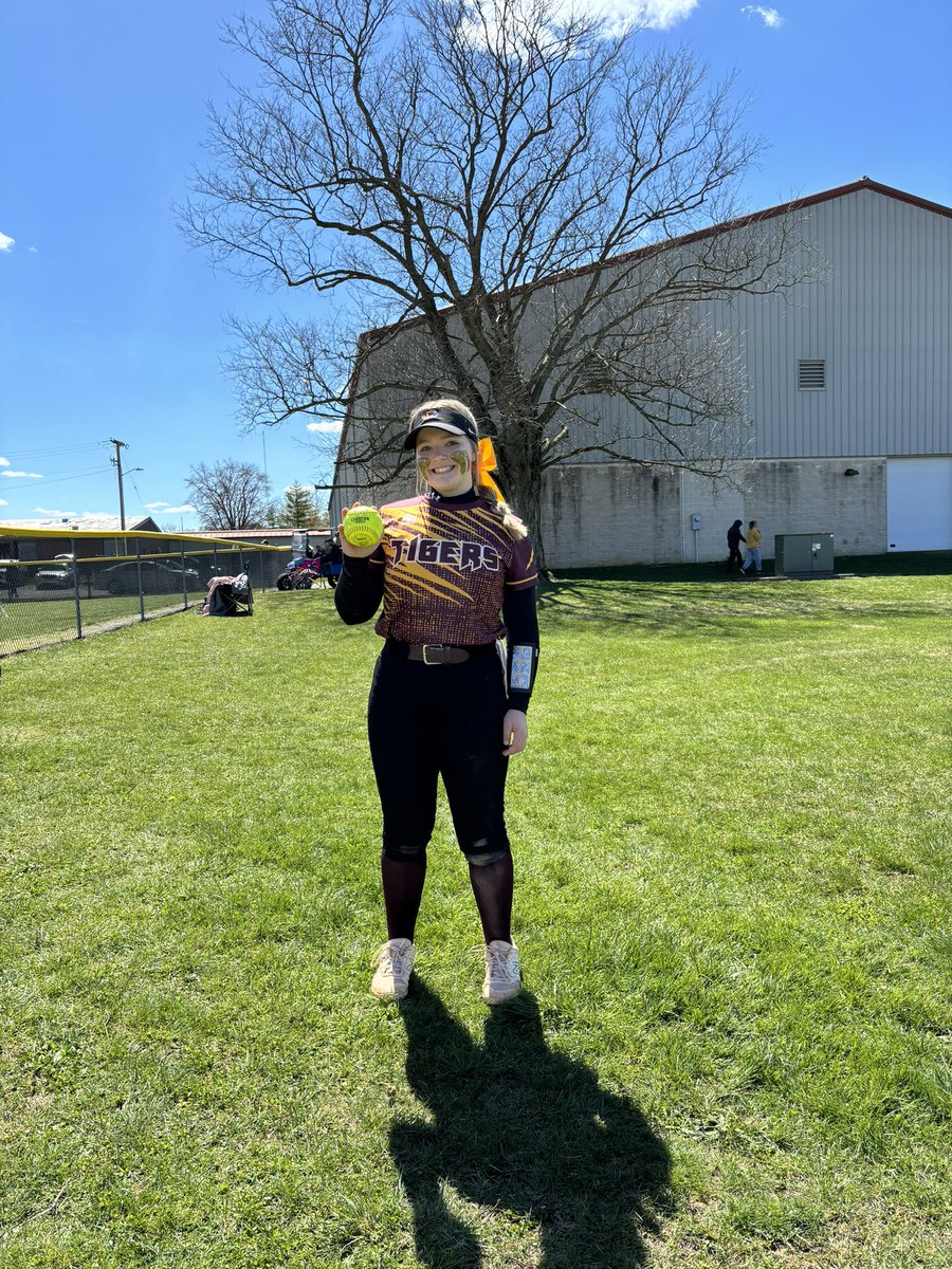 Kinley Webb (@kinley_webb_19) on Twitter photo Hit my 1st high school homerun today, 10th career, at our double header today. Went 5-8 at the plate on the day with lockdown defense all around at SS. So excited for County next week!! <a href="/amhstigers/">Alexandria Tigers</a> <a href="/AMHSSoftball24/">Alexandria Tiger Softball</a> <a href="/MOJO2K9FOX/">TN Mojo 2027 Fox</a> <a href="/hunt_Rob/">Rob Hunt</a> <a href="/WMUSoftball/">Western Michigan Softball</a> <a href="/MizzouSBCamps/">Mizzou Softball Camps</a> <a href="/RazorbackSB/">Arkansas Softball</a> Hit my 1st high school homerun today, 10th career, at our double header today. Went 5-8 at the plate on the day with lockdown defense all around at SS. So excited for County next week!! <a href="/amhstigers/">Alexandria Tigers</a> <a href="/AMHSSoftball24/">Alexandria Tiger Softball</a> <a href="/MOJO2K9FOX/">TN Mojo 2027 Fox</a> <a href="/hunt_Rob/">Rob Hunt</a> <a href="/WMUSoftball/">Western Michigan Softball</a> <a href="/MizzouSBCamps/">Mizzou Softball Camps</a> <a href="/RazorbackSB/">Arkansas Softball</a>