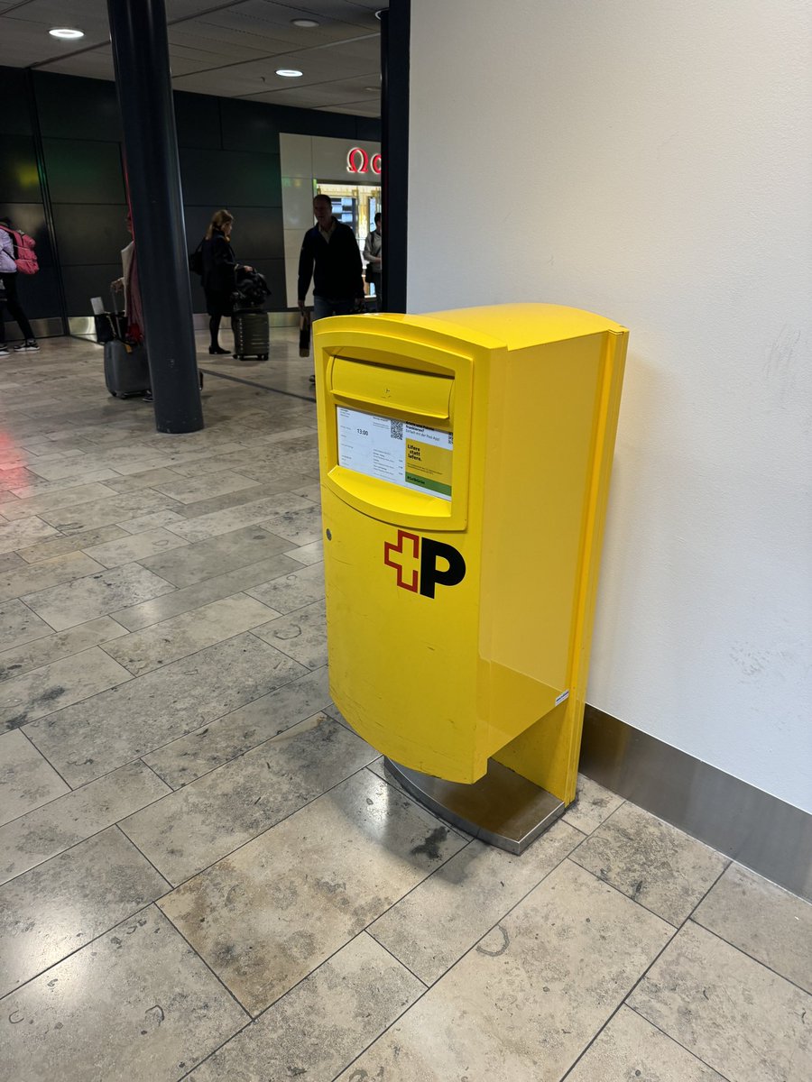 Happy #PostboxSaturday from Zurich, Switzerland 🇨🇭