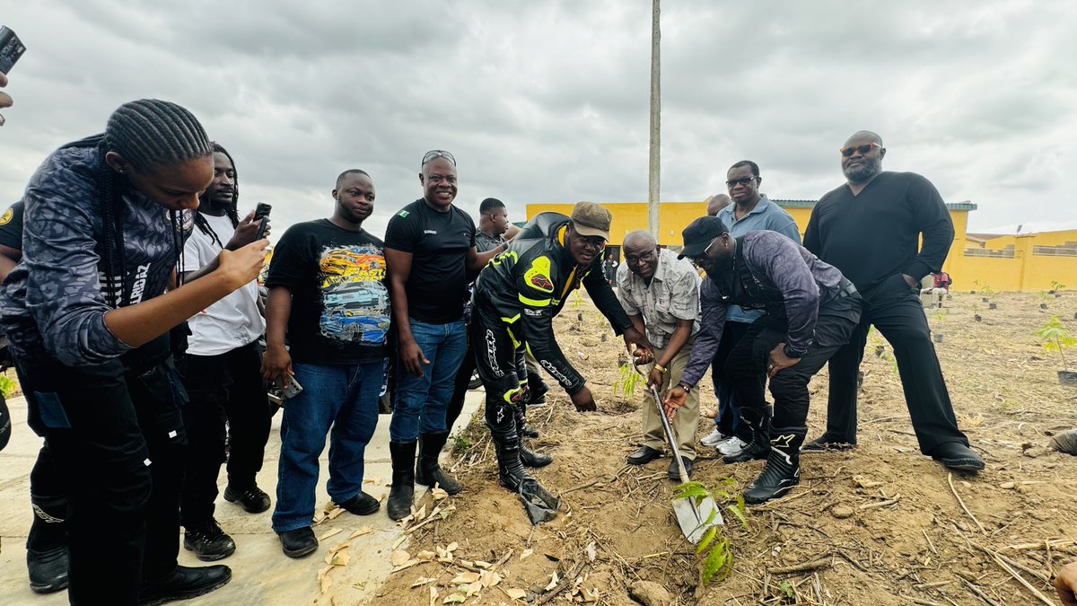 The LionHeart Foundation Nature’s Conservation & Sustainability Project The Deputy Vice Chancellor Management Services, Prof Ambali, flanked by President Metallic Bulls & President RoadMasters while planting a tree at the 250 Trees Conservation Project in MOREMI - Unilorin