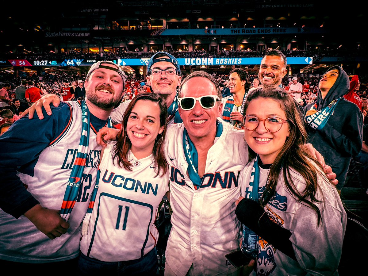 #uconnselfie