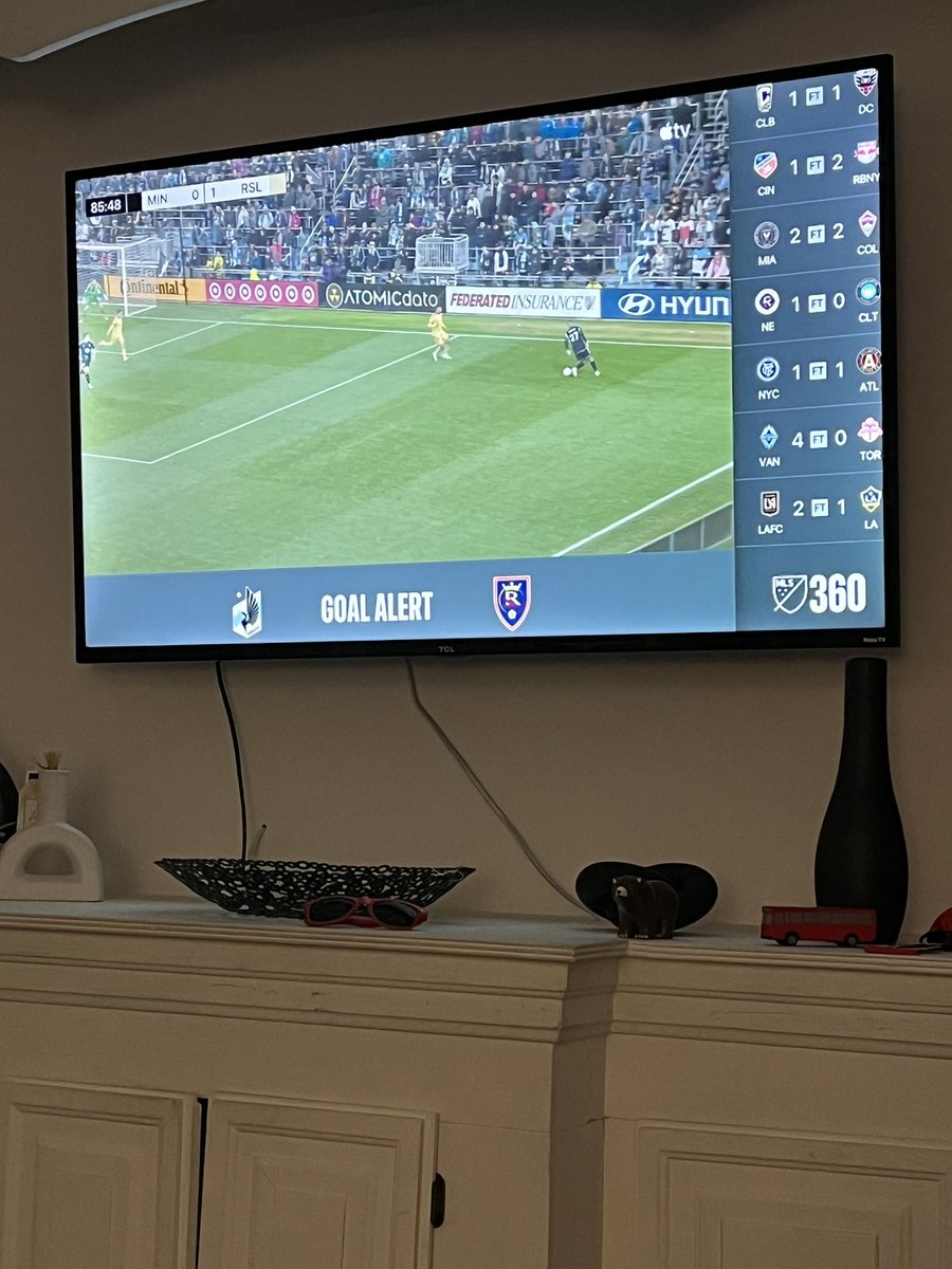 Wild night in the @MLS tonight. My @NERevolution finally won a league fixture and #mls360 is frantic! Goals coming so fast no one can finish a sentence!