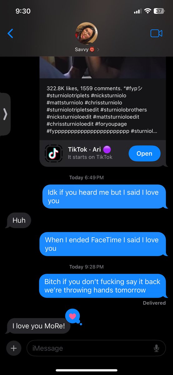 basicallybitch1's tweet image. Conversations with your best friends can go many ways