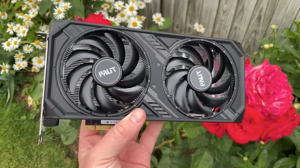 GeForce RTX 4060 Dualをこうして手にしてみると可愛いですね❤ bit.ly/RTX4060Dual 📷 RandomGaminginHD #Palit #PalitGeForce #Nvidia #RTX4060 #Dual #pcmod #GPU #PCmasterrace #pcgaming #graphiccard #custompc #graphicscard #pcbuild