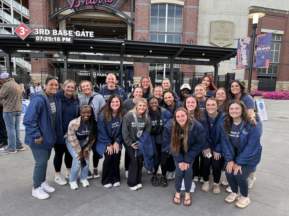 Let’s go @Braves 🥰

#InvestInWomensSports