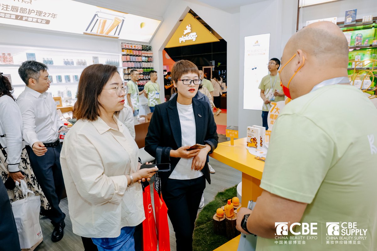 ChinaBeautyExpo's tweet image. Let the beauty buzz begin in 50 days!
CBE is your best chance to make connections and find new partners
Boost your network among the 3200 exhibiting companies from 80 countries!
See you in Shanghai!
📷d18.red/ryjz
#CBE #CBEShanghai #Beauty #B2B #exhibition #RegisterNow