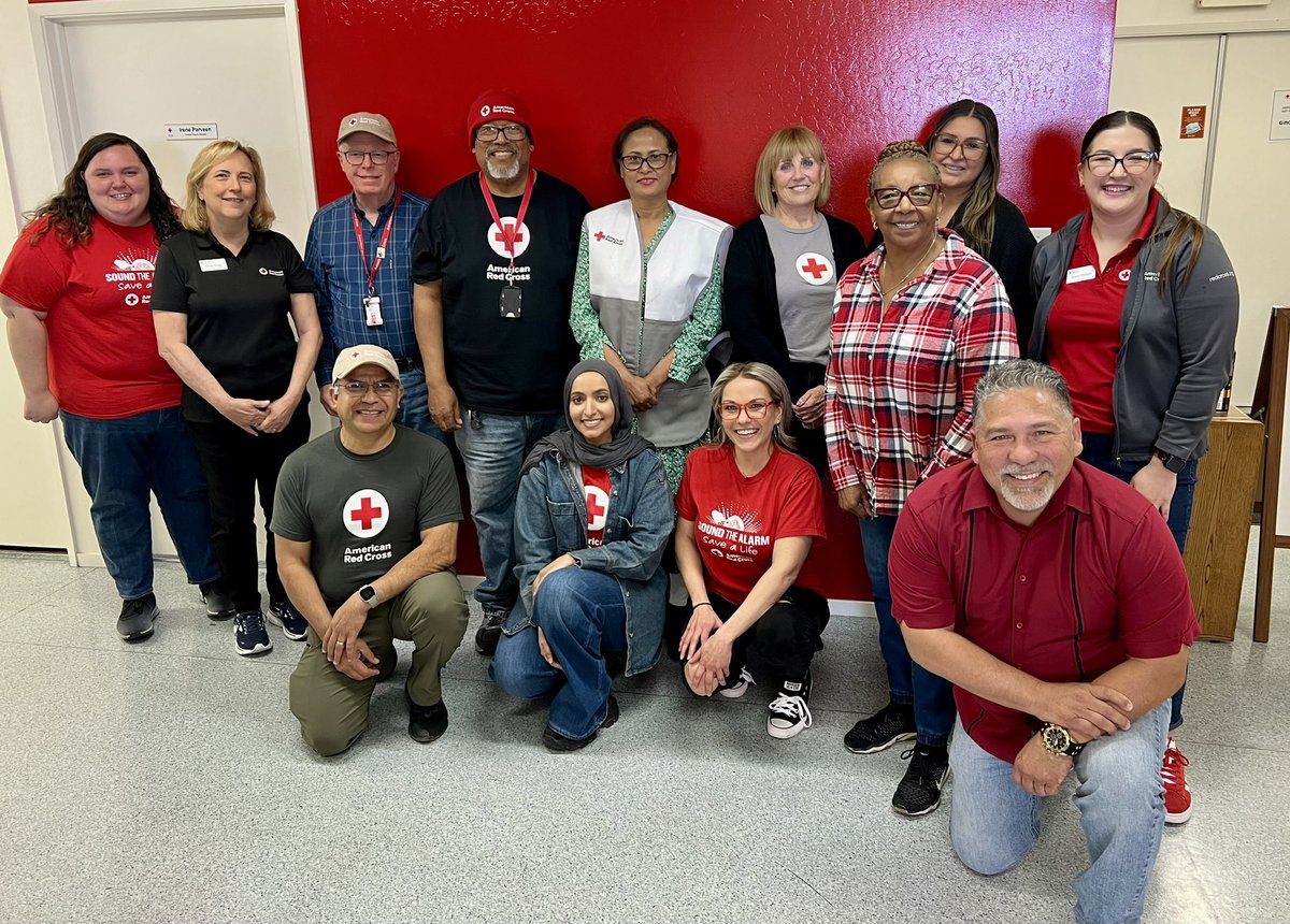 You’re looking at a group of newly trained spokespeople! 🎤 ⛑️ Kudos to this group of volunteers from our Kern County & Eastern Sierra Chapter who participated a Public Affairs Academy to learn how to share the work of the @RedCross with the public before & after emergencies.