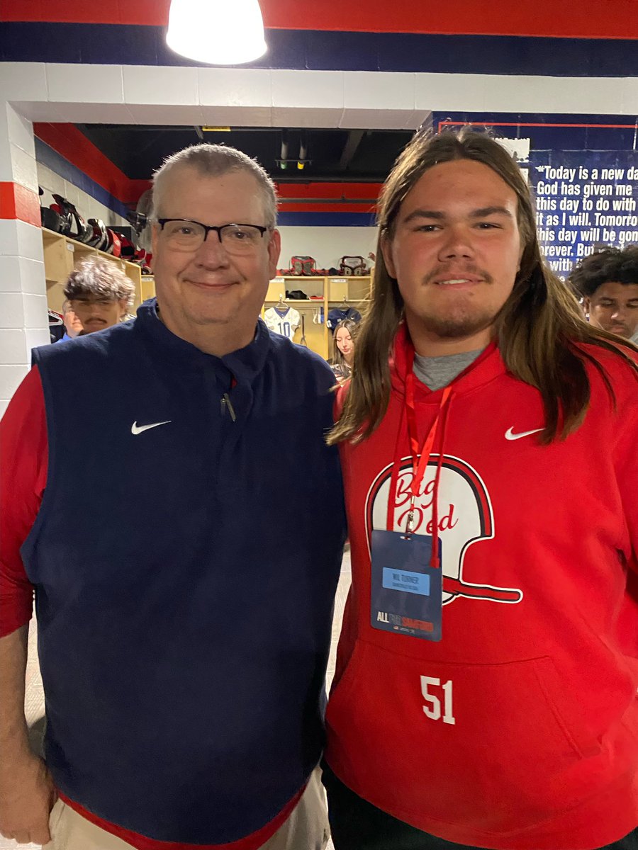 Had a great time visiting @SamfordFootball today! Thanks @RickyTurner19 for inviting me down & it was great meeting Coach Boss @ShawnPbostick & @PeterRenkoski ‼️I look forward to visiting again. @HatchAttack1 @RecruitTheG @RedElephant_FB #AllForSAMford #HatchAttack 🪓🪵…