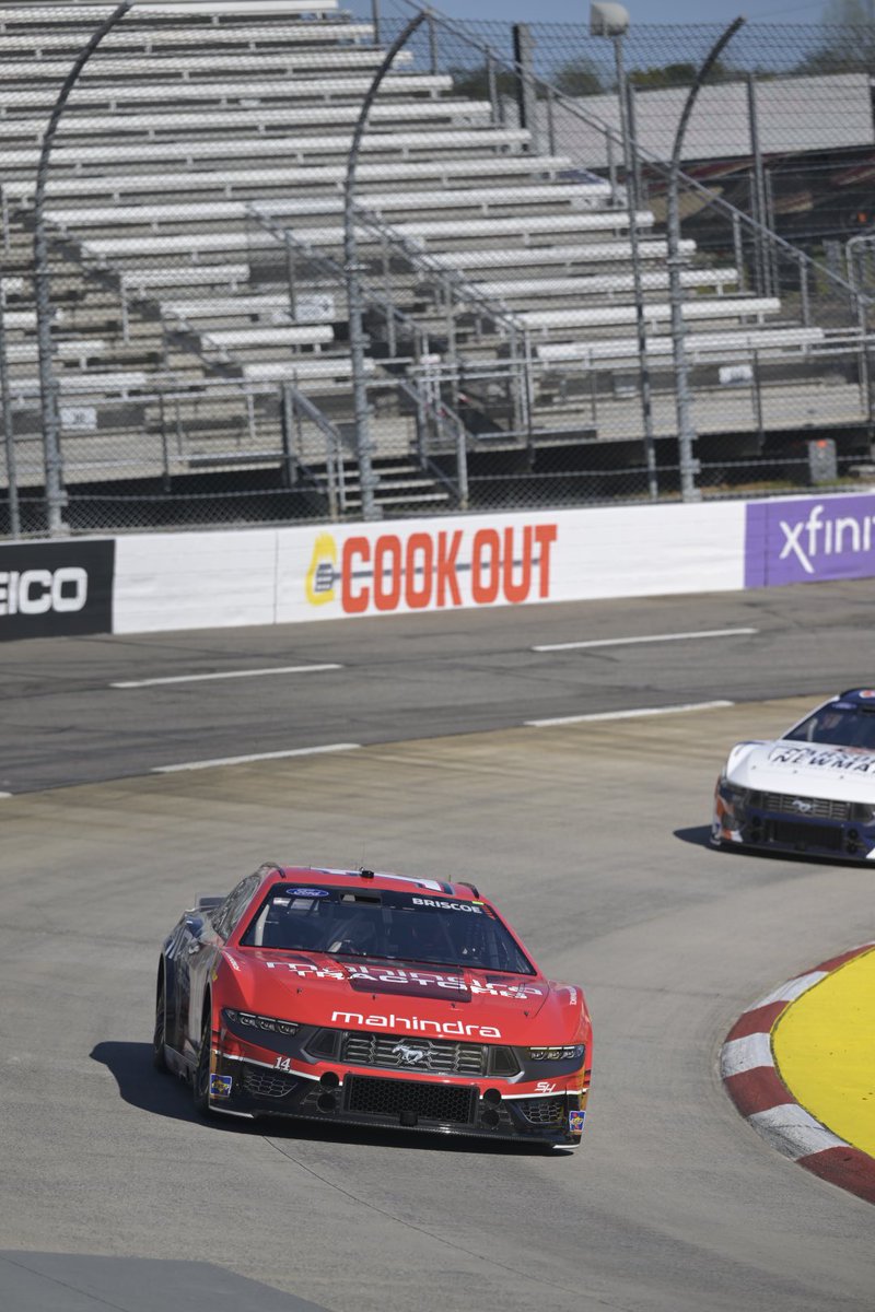 #NASCAR | @ChaseBriscoe_14 qualifies 5th to give #Ford four top 10 @FordMustang’s @MartinsvilleSwy @StewartHaasRcng