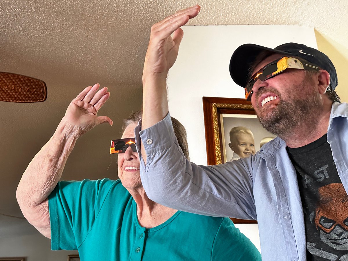 Disco Betty (my mother) and I are ready for the #EclipseSolar2024