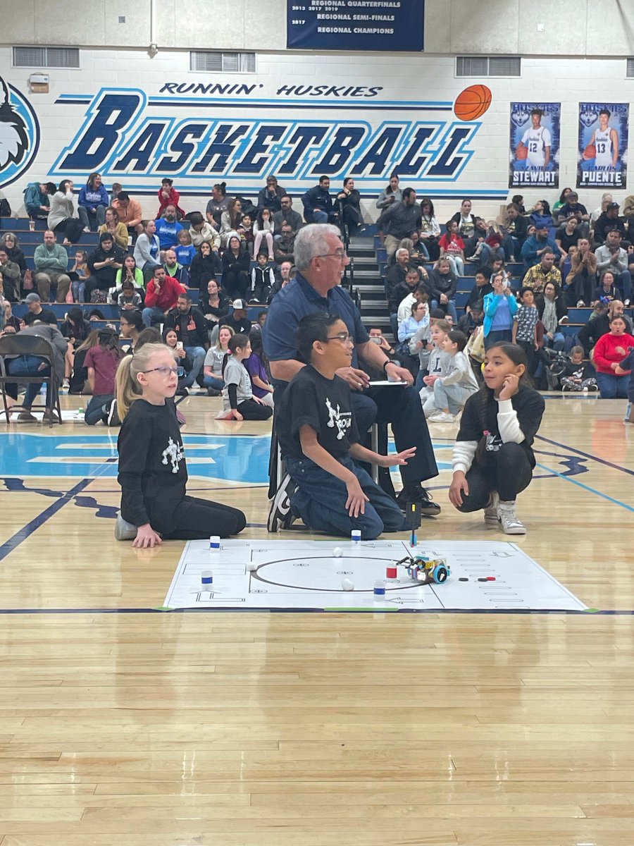 Don Haskins PK - 8 represents at the EPISD Elementary Robotics event.  Thank you to Ms. Vargas for supporting our scholars.  #ItStartsWithUs #HaskinsPride #SunbearsRock #Robotics