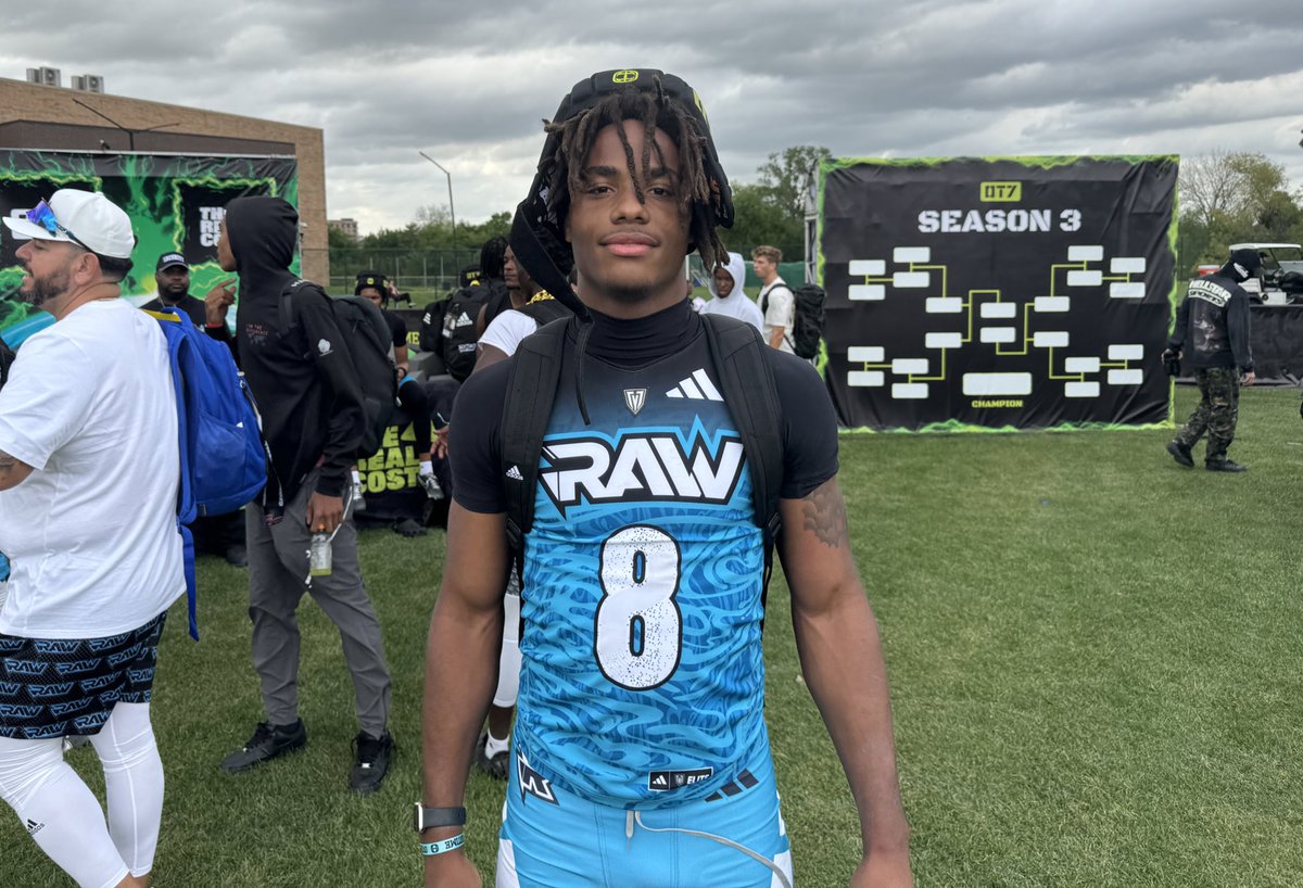 2025 Tamp Bay Tech (FL) five-star wide receiver and Oregon commit Dallas Wilson had an impressive day. Told me he plans to visit Texas A&M in the near future, but not specific date set yet.