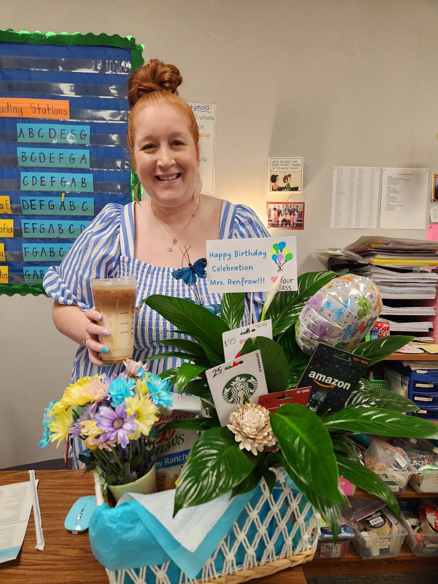 Thank you to the wonderful parents of my sweet class for spoiling me yesterday!! They celebrated my June birthday early & it was awesome! 🥰 #blessedteacher @HumbleISD_FCE
