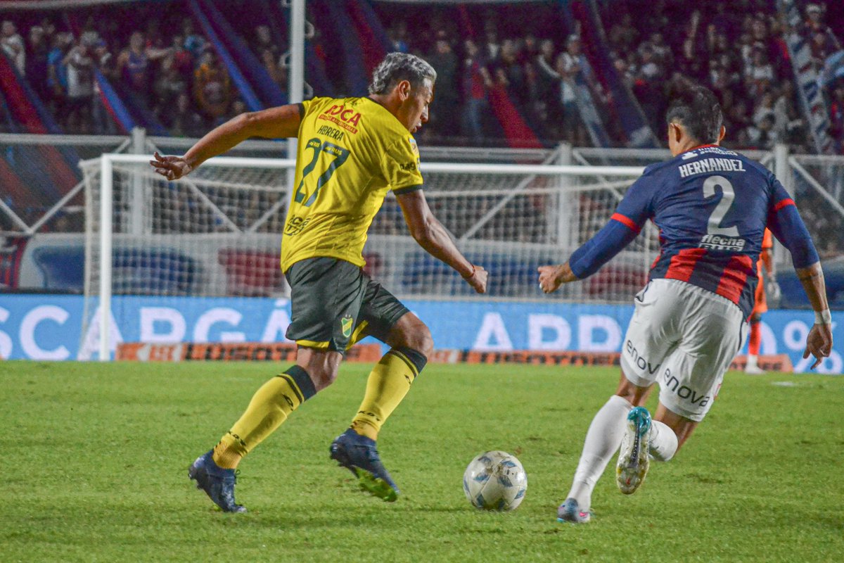 #CopaSurFinanzas

⏹️ ¡Final del primer tiempo!

San Lorenzo 0️⃣🆚0️⃣ #DefensayJusticia

#VamosDefe 💚💛💚