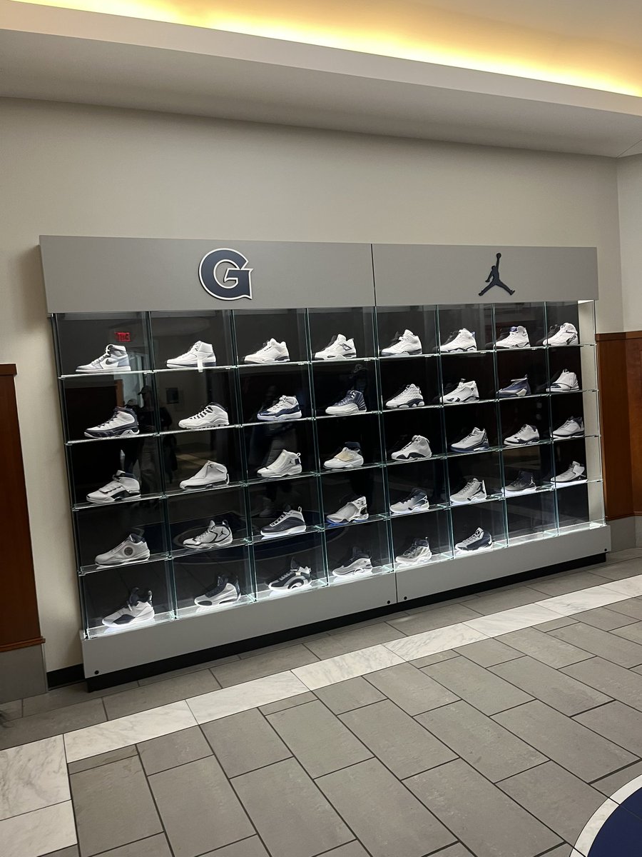 Had a great time at Georgetown today! <a href="/CoachRamey_/">Gary Ramey Jr.</a> <a href="/jackwmcdaniels/">Jack McDaniels</a> <a href="/LancCatholicFB/">LancCatholicFB</a>