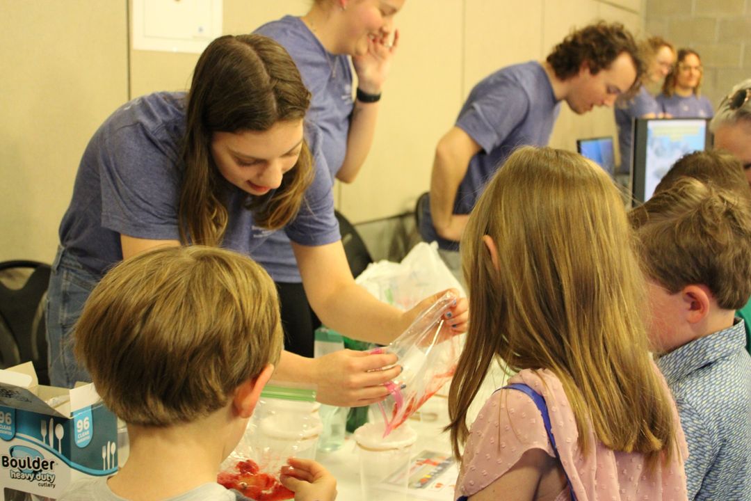 We had an amazing Discovery Day! Thank you to everyone who stopped by for a Saturday science lesson. We look forward to seeing you all again next year! #DiscoverDISL