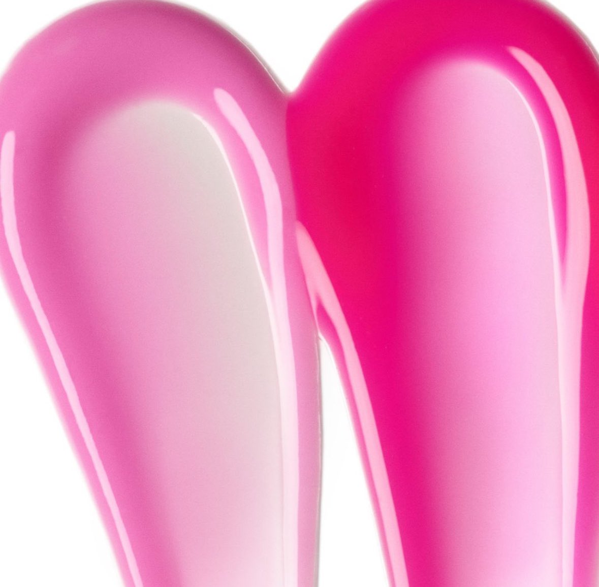 ARIANAbiglovers's tweet image. @rembeauty each shade of our hydrating #essentialdrip glossy balms delivers a splash of high-shine color 🛸💧💓

first to last:
♡ skinny dripped
♡ strawberry soda
♡ shirley
♡ hocus cocoa
♡ cherry cola
♡ juicebox

which shade are you reaching for first?