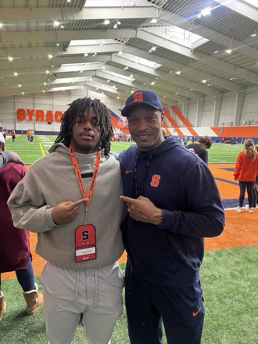 Great time back on Campus today @CuseFootball! Thank you for the invite @CoachDT_Cuse @FranBrownCuse @CoachNixon_Cuse @WRCoachmj @coachjohnson302 @MiddletownFB #DART