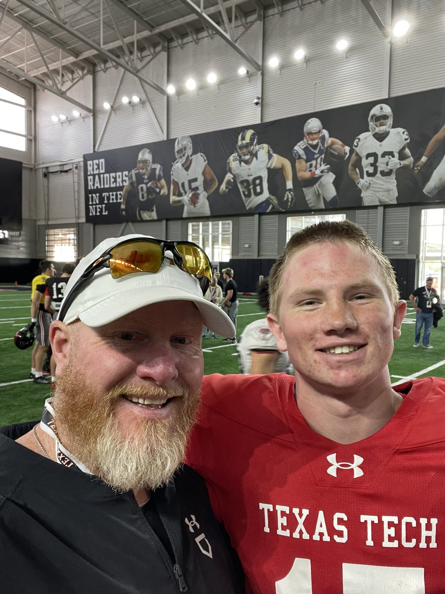 Great to see my guy! @Will_Hammond13 had a good day! Thank you @TexasTechFB for having us.