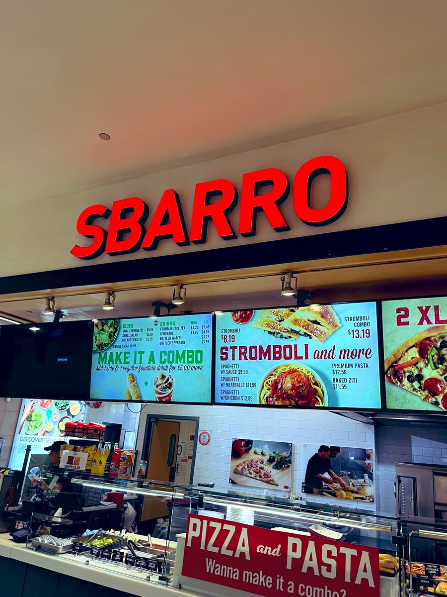 Broker_Brett's tweet image. @ohitsstuart and @jelani_fenton, authentic New York pizza at the Brea Mall, look at us now!! 🍕

#PizzaTech