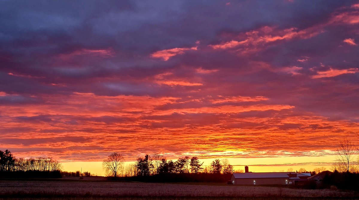 Sunset west of Penn Yan this 4/6 eve