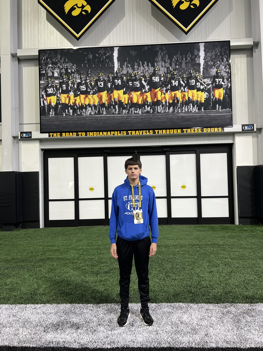 Had an amazing time @HawkeyeFootball today. I can’t wait to get back on campus. Go Hawks!!@CoachParkerIowa @CoachSWallace @SFHSFBWheaton @CoachMac44 @OJW_Scouting @CoachChris_Roll @EDGYTIM