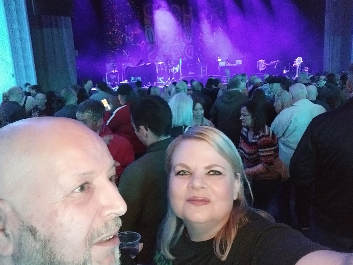 24 hour party people...@TroxyLondon I danced like it was still the 90s 💃 Although I've seen @Happy_Mondays and my beloved @inspiralsband many times over the years, I hadn't seen @StereoMcs_Rob_b since 1992 and they were brilliant tonight. @Rowetta you were fabulous as always xx