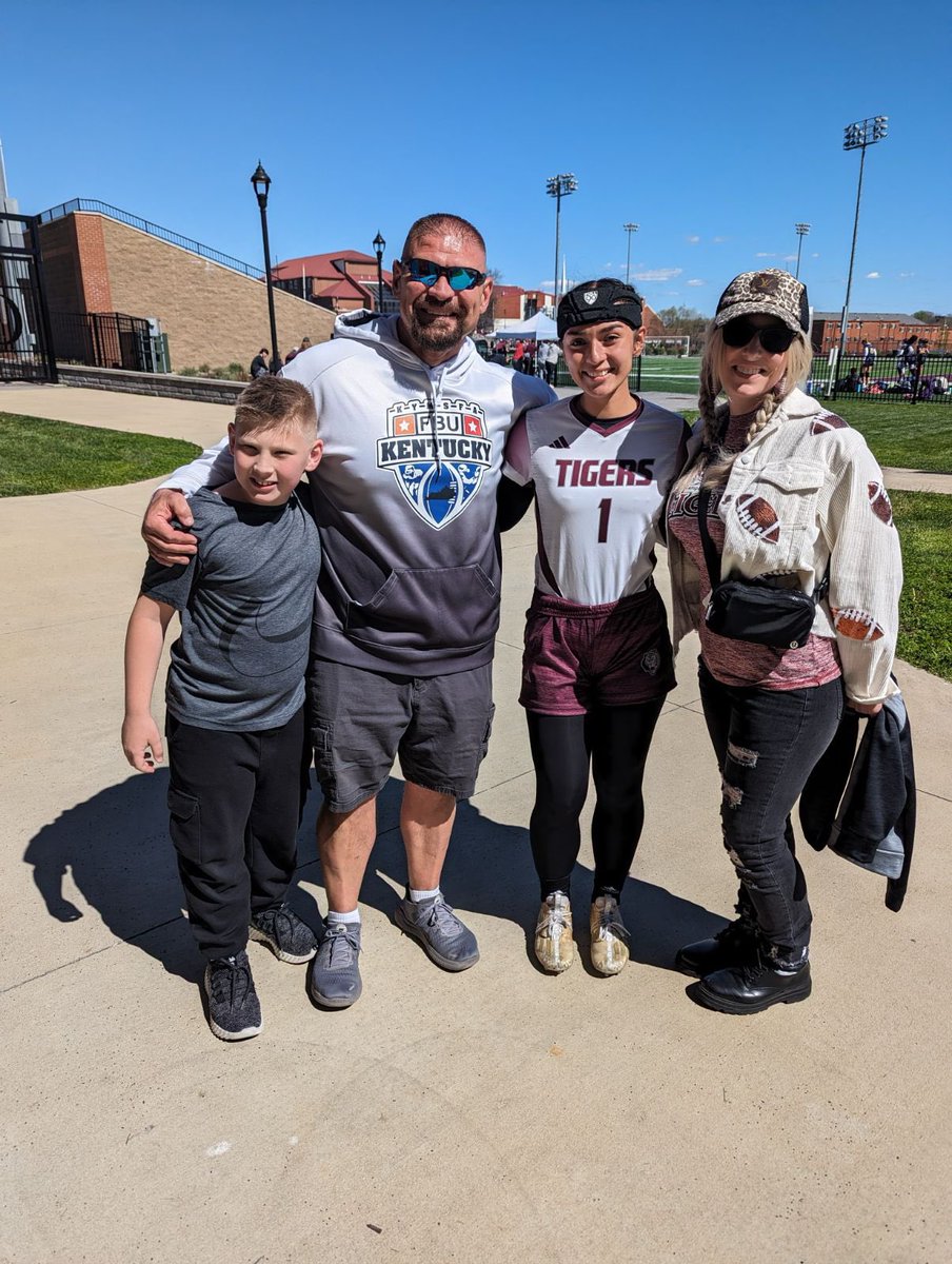 FULLNELSONFOOTBALL (@fullnelsonfoot1) on Twitter photo Had a great time seeing one of our all time favorites <a href="/ItzaanRojas/">itzaan rojas</a> play football today! Our girl can flat out play! <a href="/CvilleTigers/">Campbellsville Tigers</a> <a href="/CVilleFlagFB/">Campbellsville University Women's Flag Football</a> Had a great time seeing one of our all time favorites <a href="/ItzaanRojas/">itzaan rojas</a> play football today! Our girl can flat out play! <a href="/CvilleTigers/">Campbellsville Tigers</a> <a href="/CVilleFlagFB/">Campbellsville University Women's Flag Football</a>