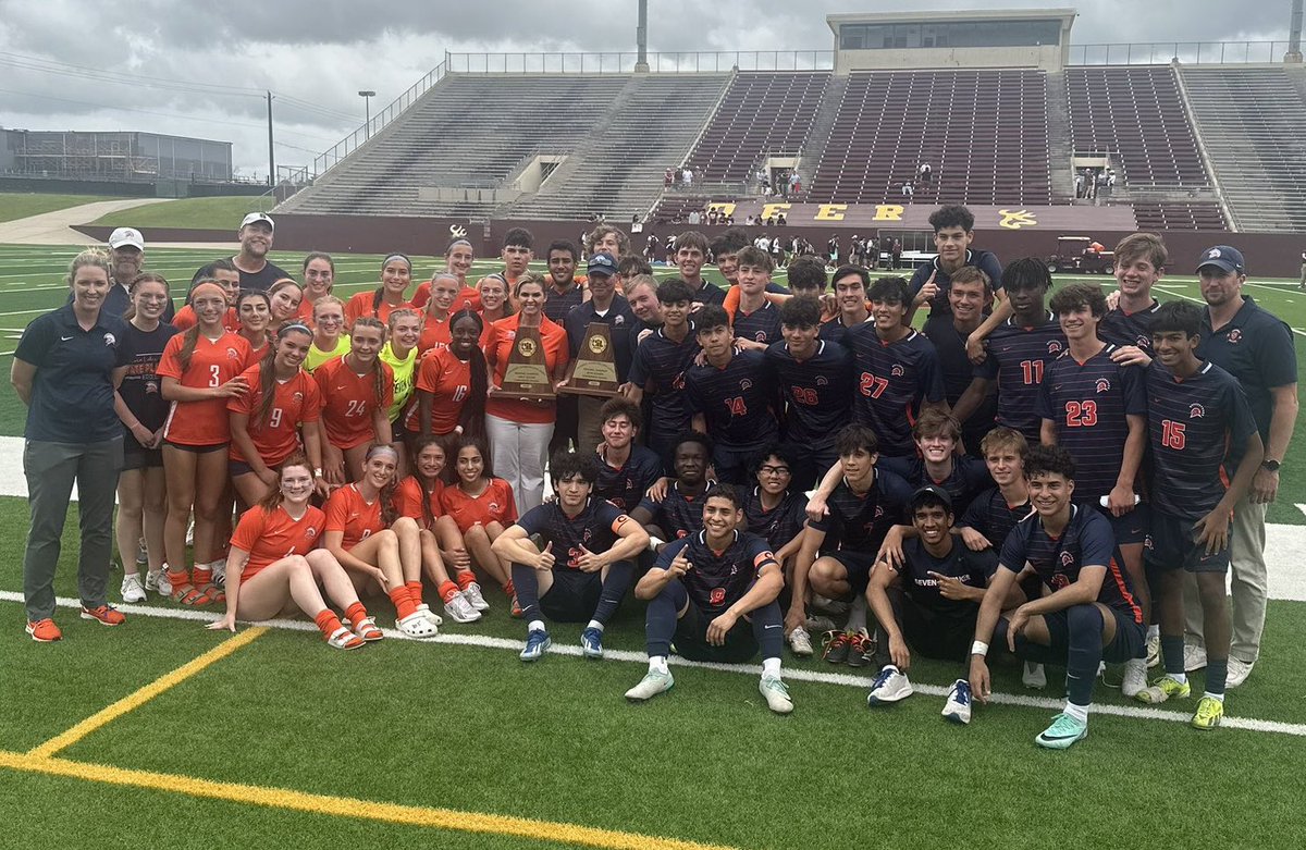 DeportesHOU's tweet photo. Congratulations to @katyisd @KatyISDAthletic Seven Lakes Spartans @7LSpartanNation Boys and Girls Soccer Teams for winning the @uiltexas Region III 6A Soccer Finals led by Coaches Kaitlyn Edison and James Krueger #SpartanNation #KatySoccer #HoustonSoccer #7LakesHS #TexasSoccer https://t.co/OQCHiL6d8U