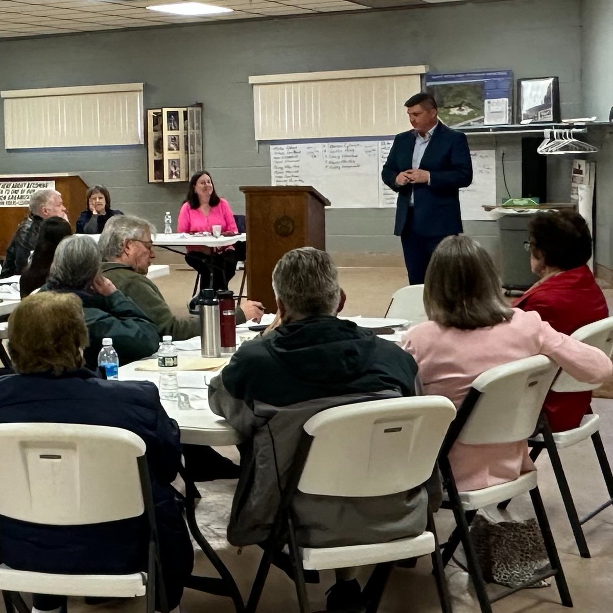 On the road across #MN01 today. Wonderful to visit with @BrownMNGOP, @OlmstedGOP, @NicolletMNGOP, and Blue Earth County Republicans.