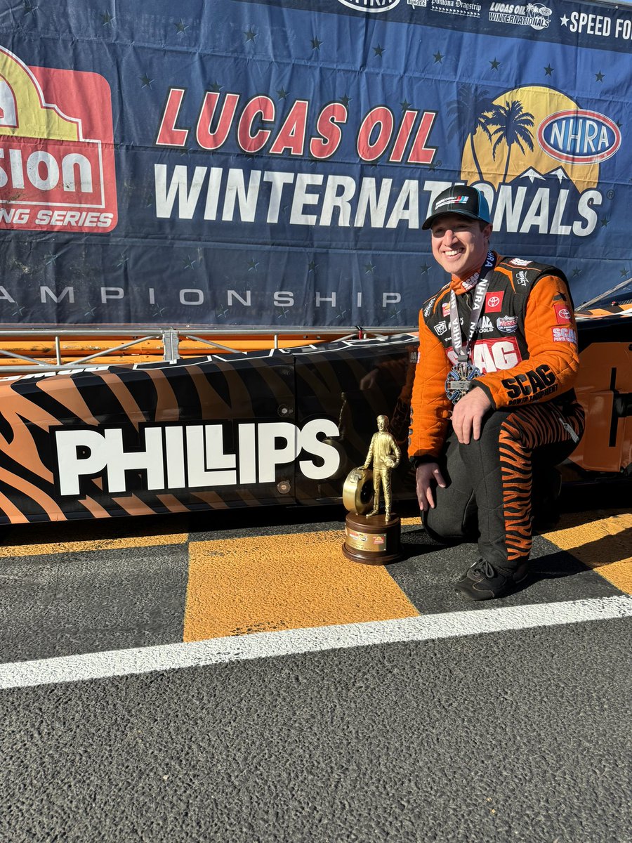 Help us congratulate @thejustinashley on his WIN of the delayed #WinterNats! 🏆 🙌 #PhillipsFamily