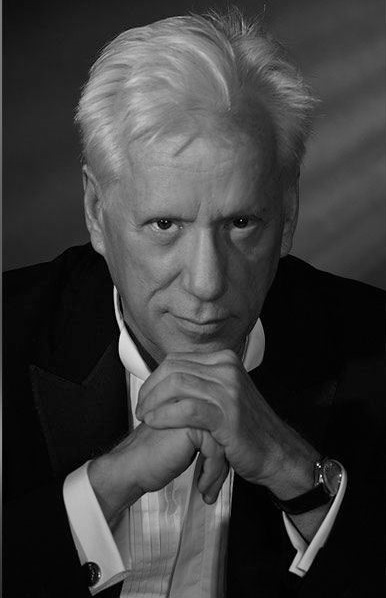 James Woods just said we need to pass a constitutional amendment declaring Election Day a national holiday, paper ballots may only be cast in person by American citizen registered voters who present government issued Voter ID. Do you agree?