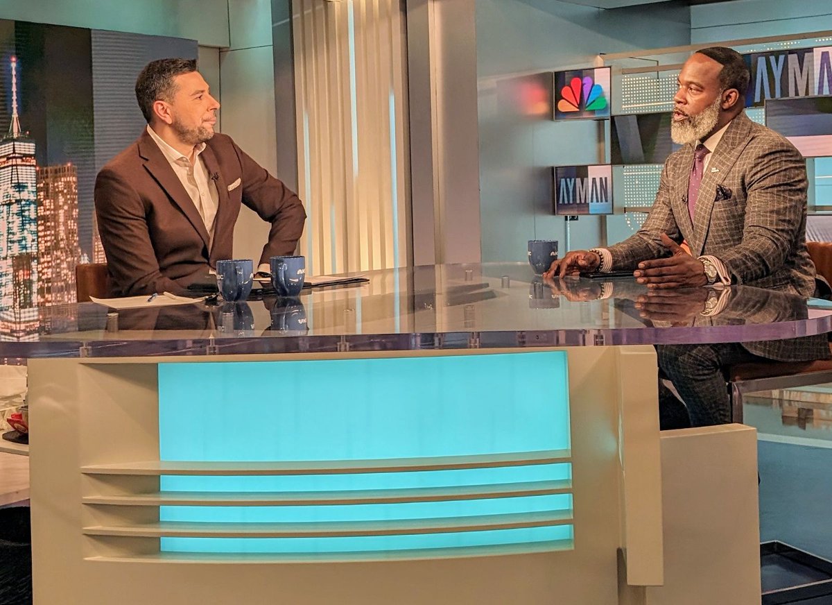 Great time with my guy @AymanMSNBC @AymanM this eve discussing the latest in legal news. Some teams have a 'small ball' or a 'bully ball' lineup with their personnel. I'm told this is part of the 'brains/brawn/eye candy' lineup out here. I can neither confirm nor deny.