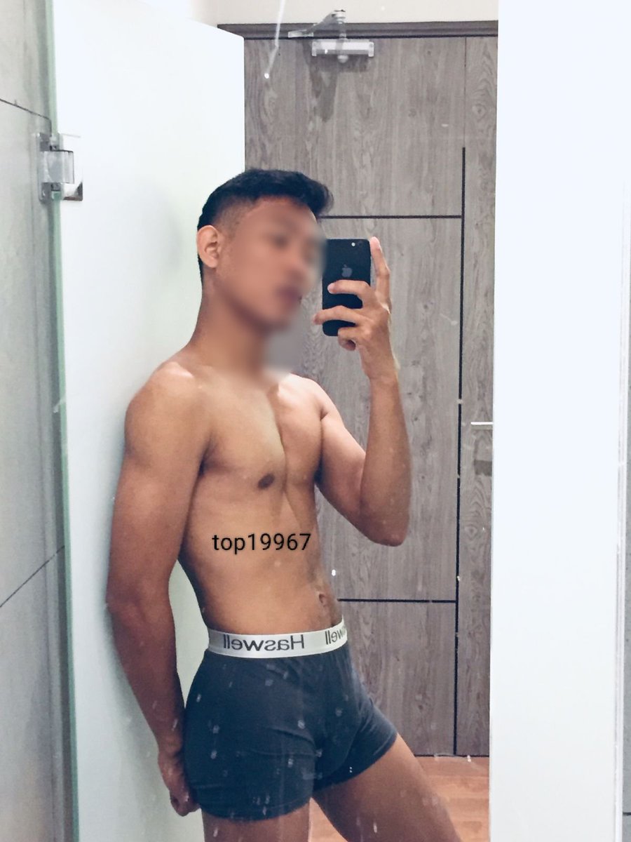 top19967's tweet photo. Pagi udah sange 💦 https://t.co/cis3NIfHFD