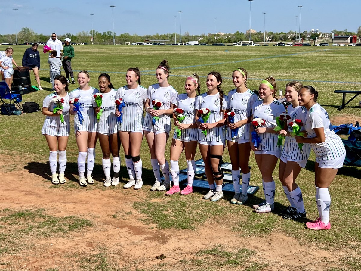 TulsaRL's tweet photo. This Sr. group a ladies Worked Hard, Had Fun and Enjoyed this Beautiful Game!! Congratulations, Thank you for the Memories and Many More!! @Oklahoma_FC @ECNLgirls @ImYouthSoccer @SoccerMomInt @ImCollegeSoccer #SMU #UCO #USM #ROSEST #TSU #OU #ENMU #DBU #WON https://t.co/ceIpuXFywv
