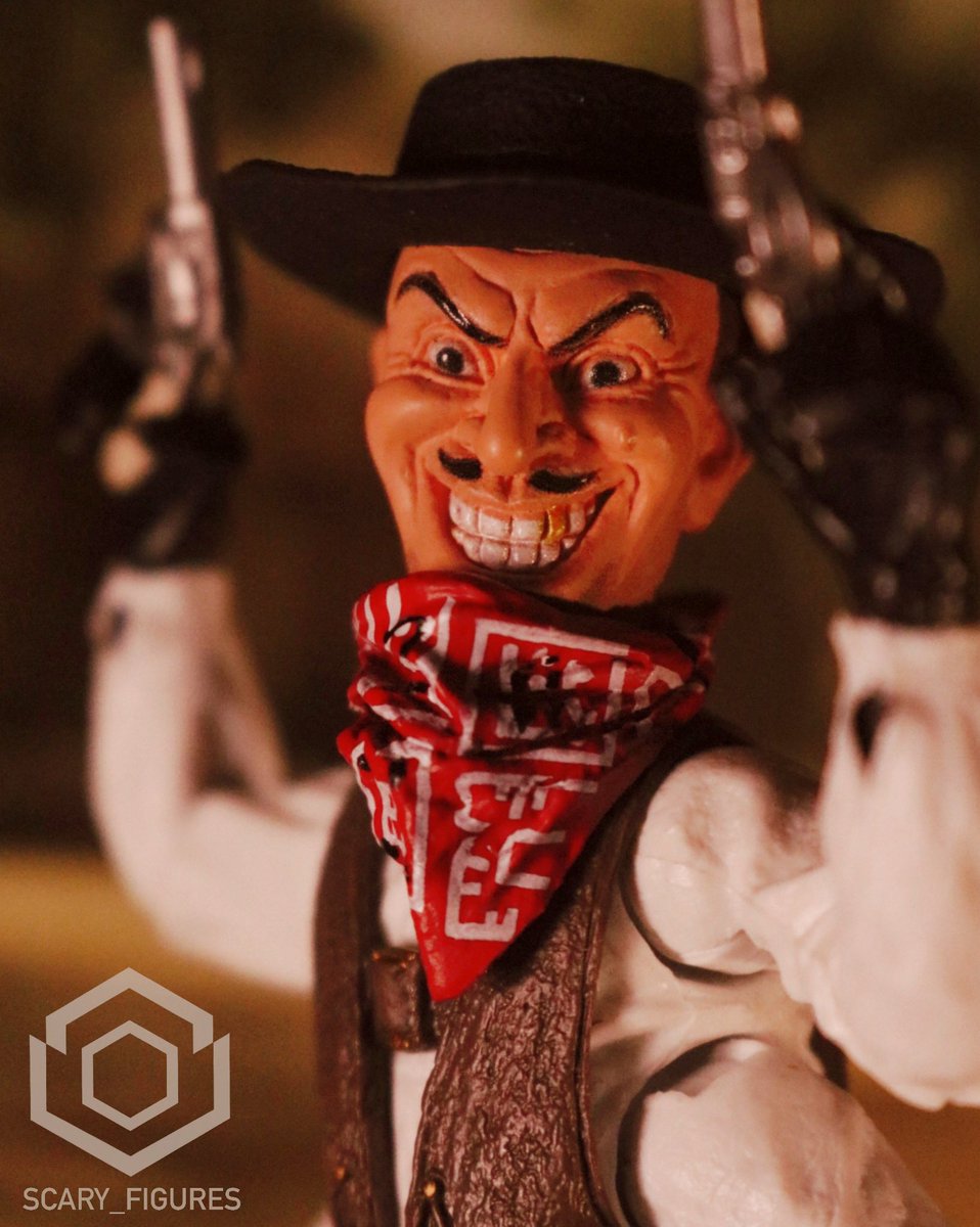 FiguresScary's tweet photo. Six Shooter
#actionfigure #actionfigures #figurephotography #horror #HorrorMovies #HorrorMovie #neca #puppetmaster #puppetmastermovie #sixshooterpuppetmaster #puppetmaster3 #puppetmasteriii https://t.co/QoaQ4HXbFB