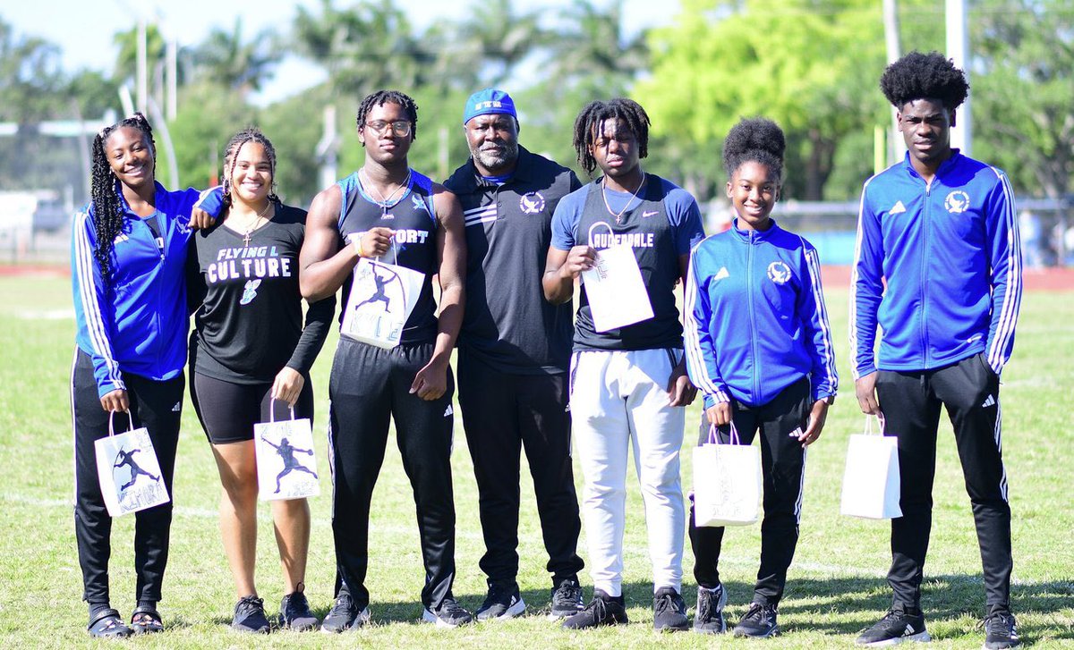 2nd annual Flying L Alumni Last Chance meet was a huge success. It was a honor acknowledging Lauderdale Legends Deandra Ford ,  Grantis Bell as well as my 2024 senior class. Thank you to all the alumni that came out today!! I LOVE MY TRACK FAMILY 💯
