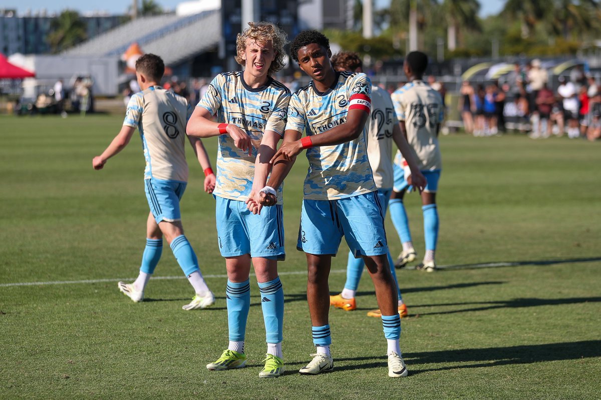 Took this yesterday. Don’t really know what else to say other than racism doesn’t belong in this sport. These young men are growing up in front of everyone

@phlunionacademy #doop #babysnakes #unionacademy