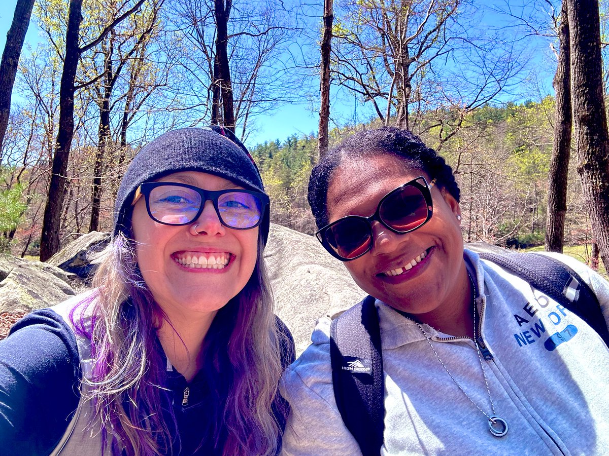 I had the pleasure of meeting and sharing today's field trip with an incredible @ParticipateLrng ambassador from Jamaica 🇯🇲 She was nominated for TOY and sent her application last week. I loved #UnitingOurWorld with you today, @graf_sakoya!