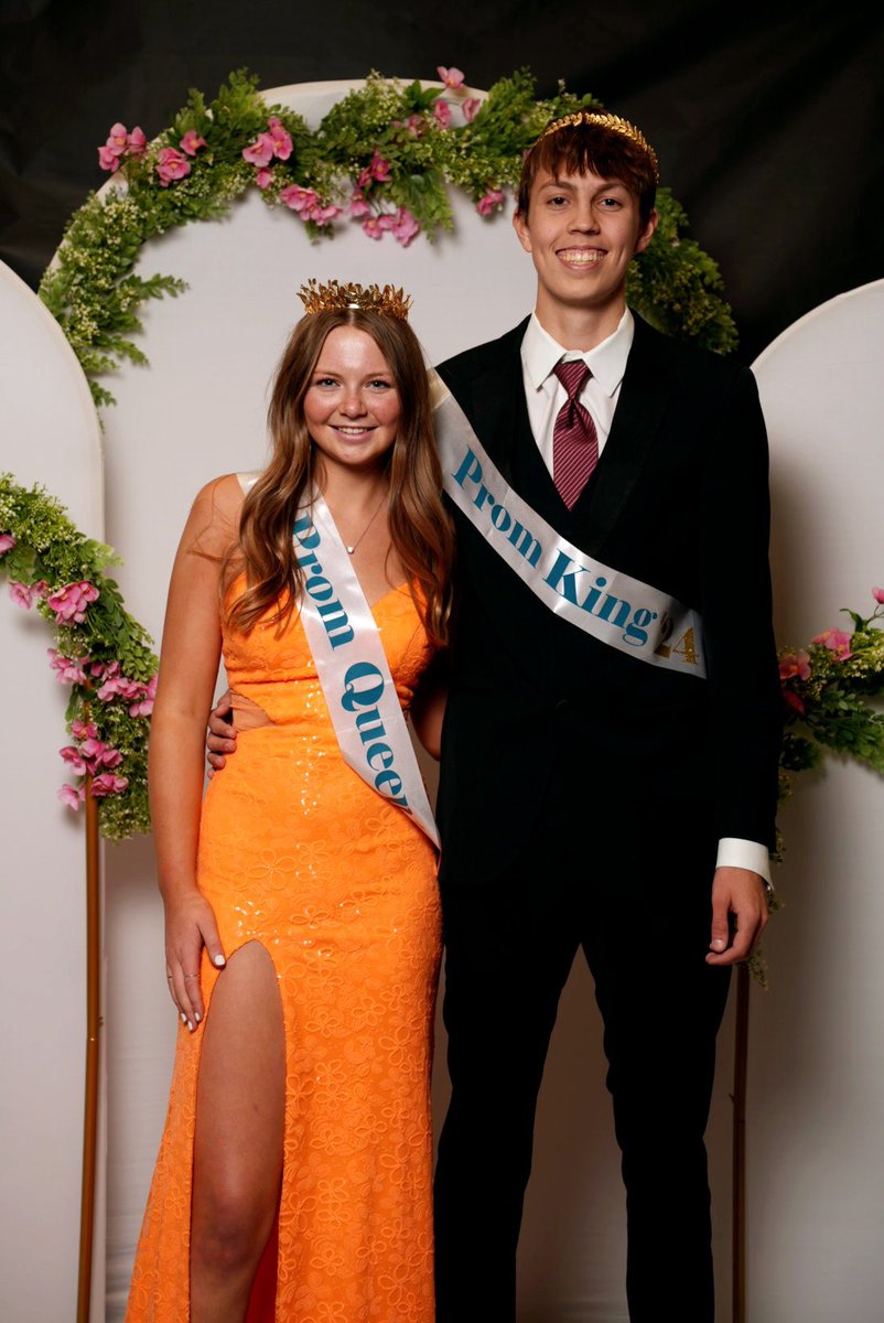 Congratulations to the 2024 Gilbert Prom Queen and King: Adalyn Gauck and Dillon Zwanziger!

And thank you to Debbie Gray for the amazing picture! #GilbertPride #TigersTogether