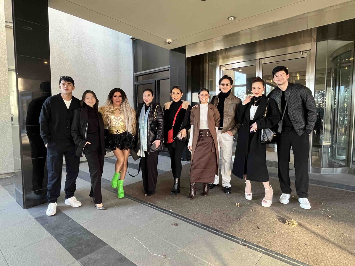 Touchdown, Toronto 🇨🇦 Julie Anne San Jose, Rayver Cruz, Bianca Umali, Ruru Madrid, David Licauco, Barbie Forteza, and Boobay, together with GMA Network Senior Vice President Ms. Annette Gozon-Valdes and Sparkle Vice President Ms. Joy Marcelo, have just arrived in Toronto, Canada