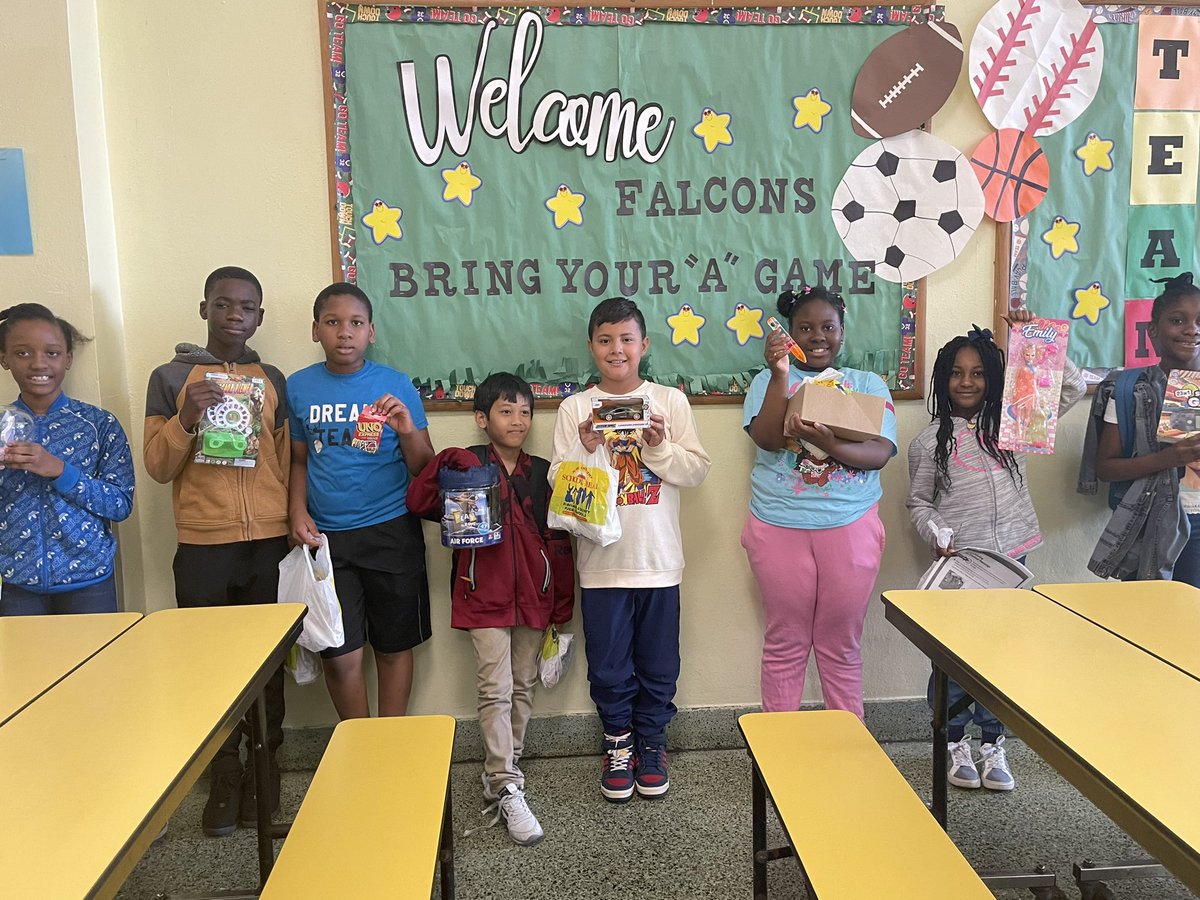 🎉Congratulations to our Saturday School winners who showed up, learned, 💯 participated in their lessons and had a positive attitude!👏🏼So proud of you!🏆 #YourBestChoiceMDCPS @SuptDotres @docstevegallon @MDCPSNorth @DareToLeadETO @FulfordElem @Cagenor4