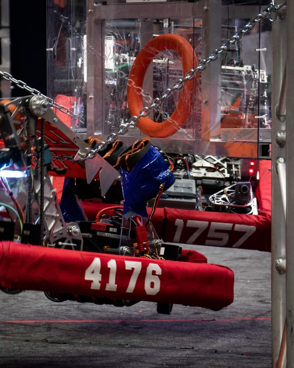 What an amazing week! To top it off, we won the Creativity award for being the only team able to shoot the note into the trap from the ground. It's the best engineering I've ever seen, all designed and made by a Kian K. Great job team, parents, and mentors. Go Tigers! 🐅 #STEM