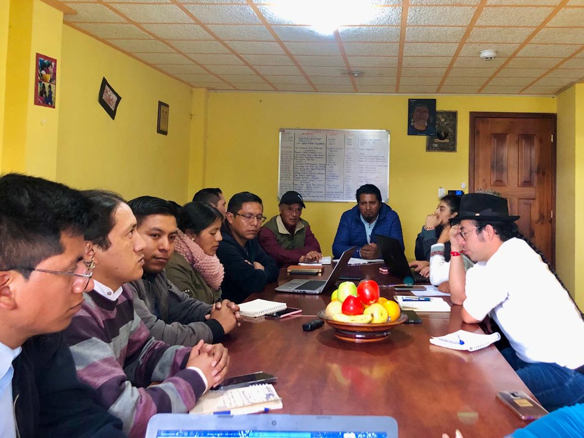 AinaguanoAlbert's tweet photo. #Willay | 
Desde la @ecuarunari_ofic  conjuntamente con la Confederación del Pueblo #Kayambi y el Pueblo #Kitu_Kara , enmarcados en fortalecer los derechos colectivos, se mantuvo una reunión con el objetivo de dar solución al #llaki, de los bienes inmuebles respectivos. https://t.co/pFR5b0XnVl
