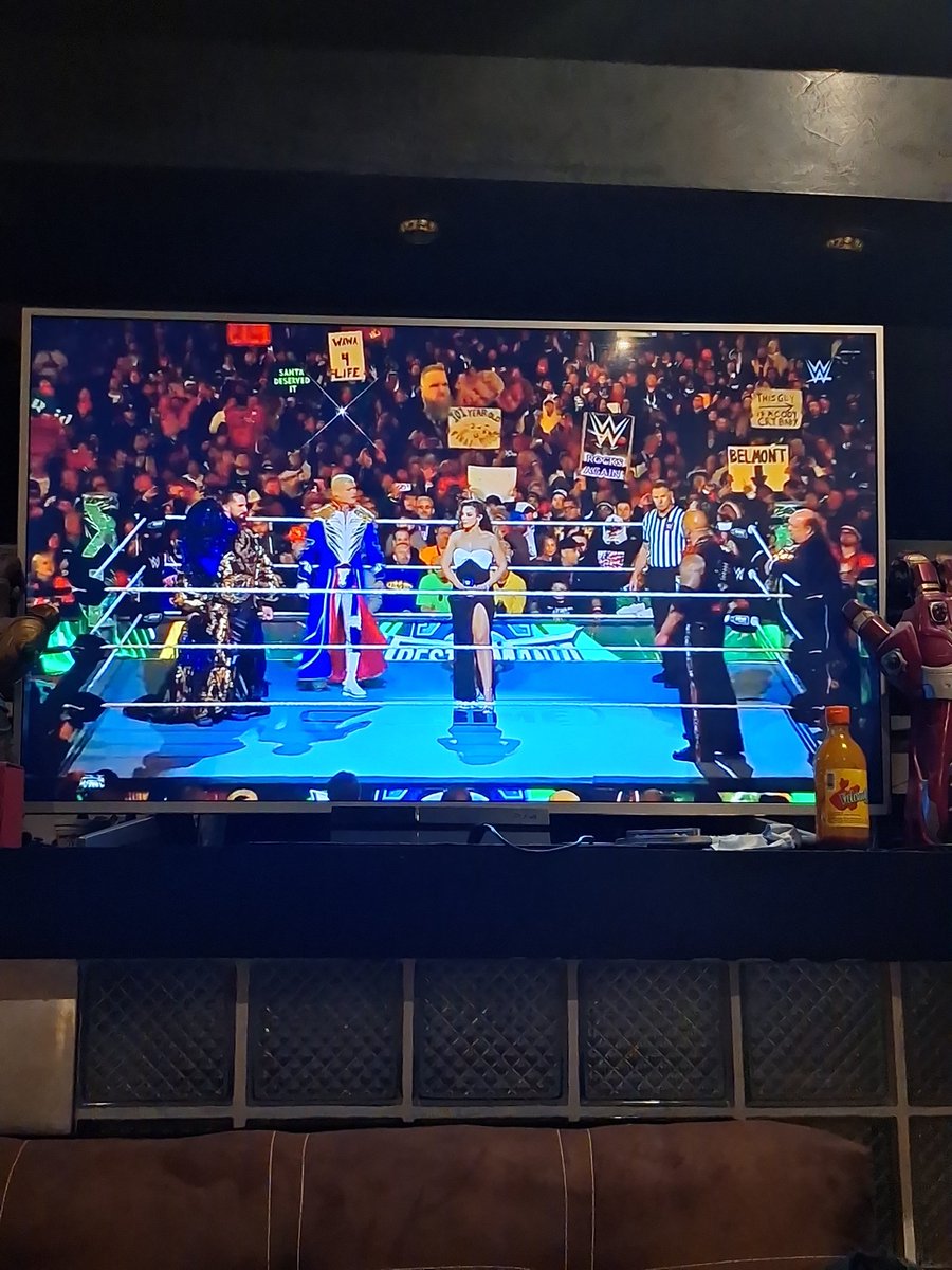 Pero bueno ahora si el Jefe Tribal y el Final Boss vs El visionario y La Pesadilla Americana, veamos si esta noche 1 tiene un cierre a lo grande