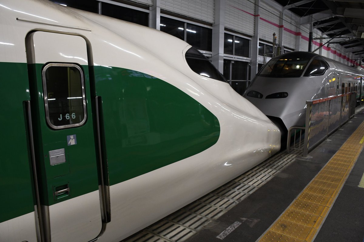 E8系や銀つばを追っかけて、楽しい週末でした。
#撮り鉄
#山形新幹線