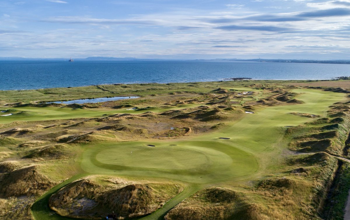 With temperatures around 11C/50F, sunny most of the day and a 3 club wind from the south west, keep the ball down and have fun on our links. #TeamDumbarnie