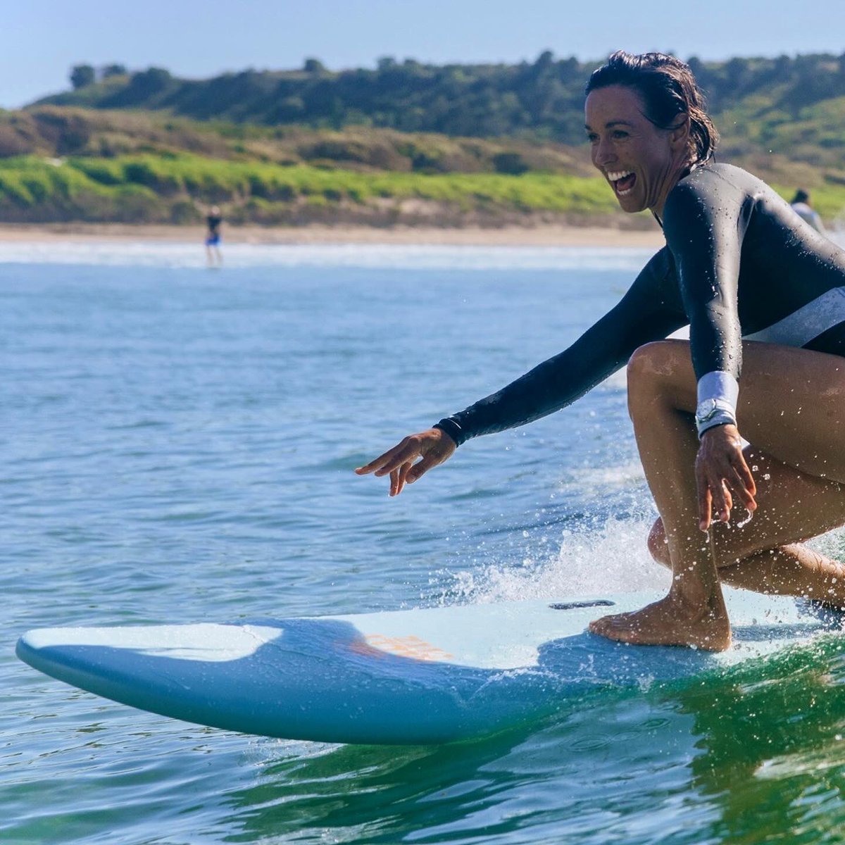 Sally_Fitz's tweet photo. Sunny Sundays are made for slidinโฆ hope you found a couple this weekend ๐ โ๏ธ
โโโโ
Slidin on my #SallyFitz signature #SoftechSurfboards X @SurfFCS
https://t.co/Sdt0GZyWIS https://t.co/yrPtvMlOyl