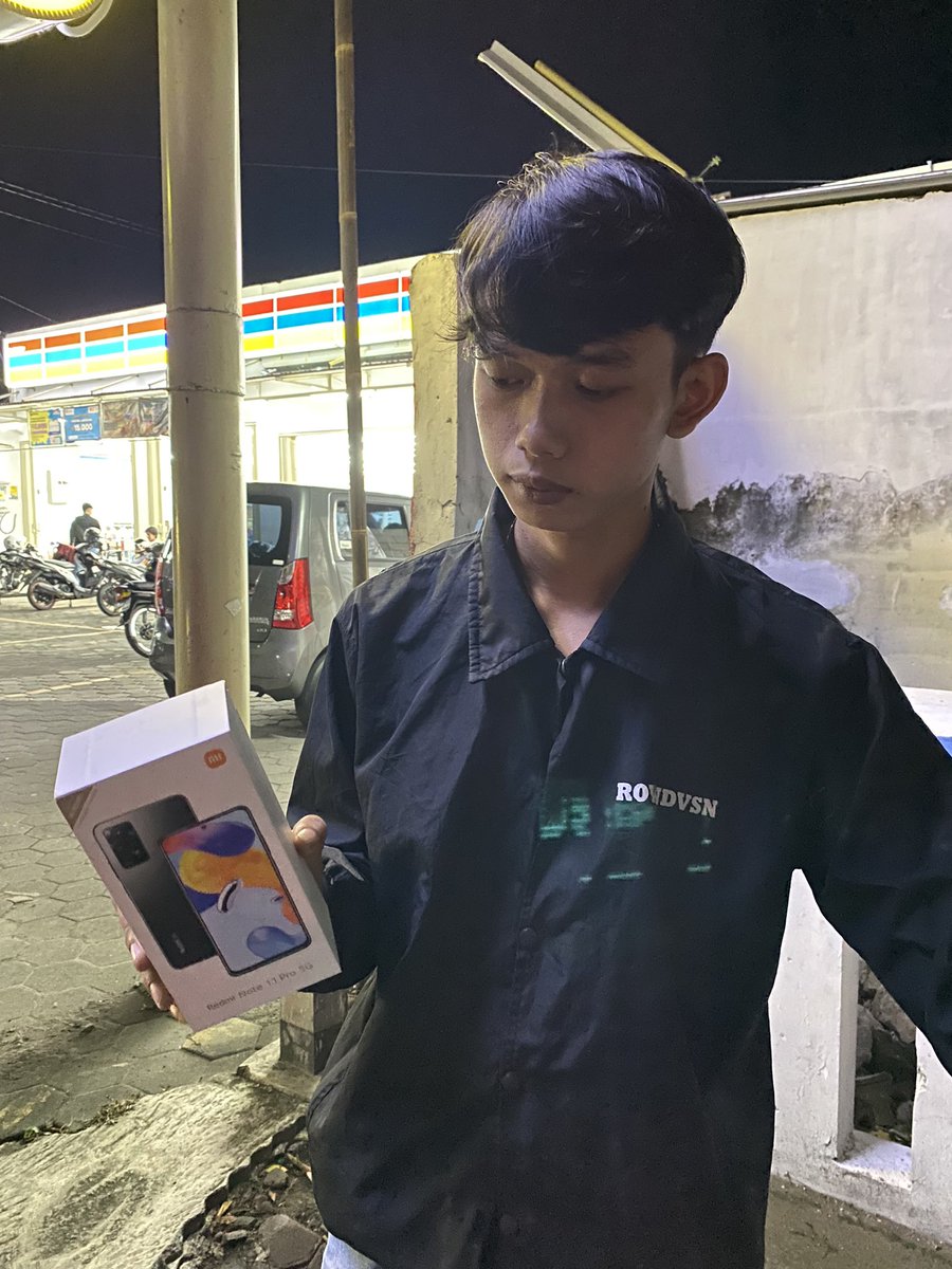 putra_andreas16's tweet photo. Late Post✨
Cod Juga Bisa🤗
Terima kasih udah mempercayai handphone di toko kami kakak🫶🏽
Semoga Berkah Selalu Kakak😇
#jualhp #jualbeli #jualiphone #kotasolo #surakarta #jualbelihp #FYP #fypage #iPhone #iPhone #semarang #jogja #surabaya #zonauang #tukartambah #zonauang️ https://t.co/ej9aHoBYOg